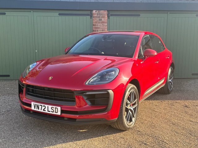 View our PORSCHE MACAN