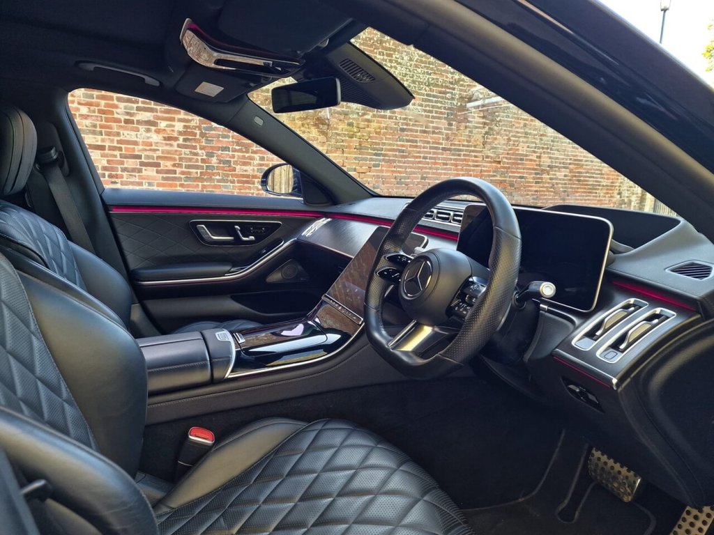 USED 2022 22 MERCEDES-BENZ S-CLASS 3.0 S580eL 22kWh AMG Line (Premium Plus, Executive) Saloon 4dr Petrol Plug-in Hybrid G-Tronic+ Euro 6 (s/s) (510 ps) FINANCE AVAILABLE