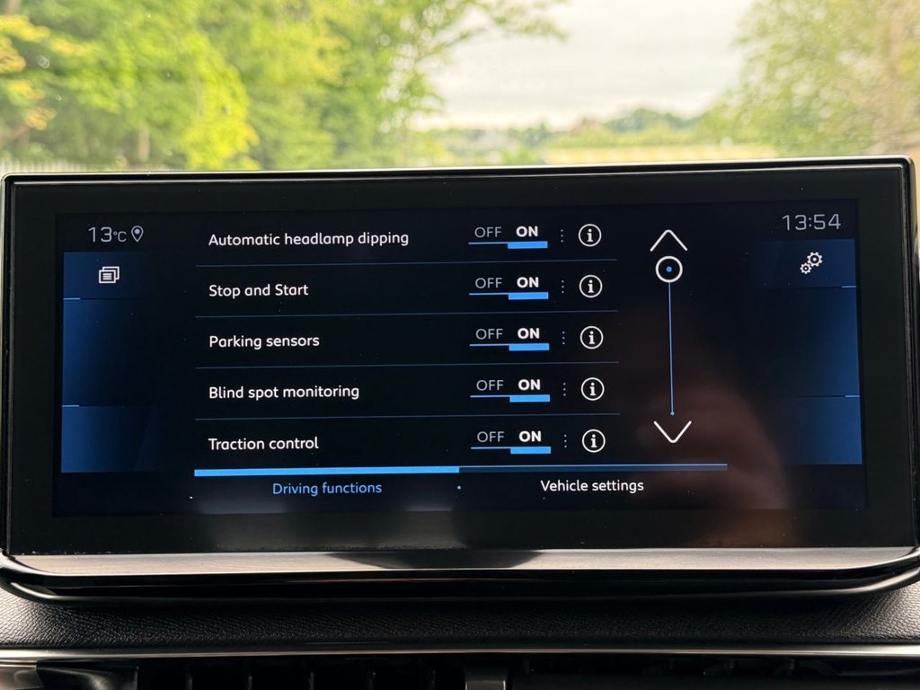 USED 2021 21 PEUGEOT 5008 1.2 PureTech Allure Premium SUV 5dr Petrol Manual Euro 6 (s/s) (130 ps) 1 Owner|5 Services|Camera|SatNav|7 Seats|Apple CarPlay/Android Auto|