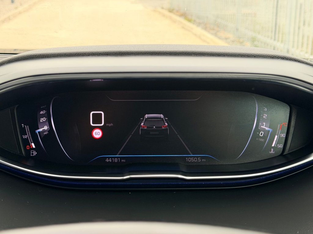 USED 2021 21 PEUGEOT 5008 1.2 PureTech Allure Premium SUV 5dr Petrol Manual Euro 6 (s/s) (130 ps) 1 Owner|5 Services|Camera|SatNav|7 Seats|Apple CarPlay/Android Auto|