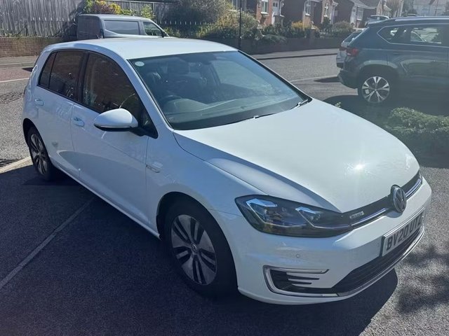 2020 GOLF 35.8KWH E GOLF HATCHBACK 5DR ELECTRIC AUTO 136 PS 2020 78,211 MILES... photo