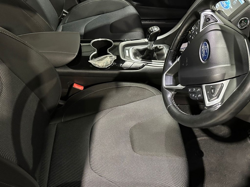 USED 2015 65 FORD MONDEO 2.0 TDCi Titanium Hatchback 5dr Diesel Manual Euro 6 (s/s) (150 ps) 