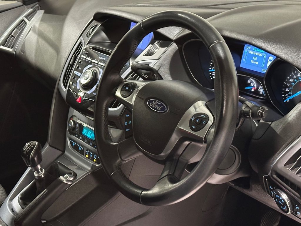 USED 2014 64 FORD FOCUS 1.0T EcoBoost Titanium Navigator Hatchback 5dr Petrol Manual Euro 5 (s/s) (125 ps) 