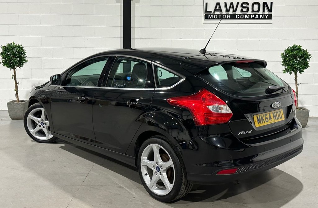 USED 2014 64 FORD FOCUS 1.0T EcoBoost Titanium Navigator Hatchback 5dr Petrol Manual Euro 5 (s/s) (125 ps) 