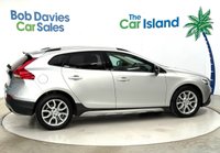 USED 2018 18 VOLVO V40 CROSS COUNTRY 2.0 D3 Pro Hatchback 5dr Diesel Auto Euro 6 (s/s) (150 ps) Full Service History 62,000 Miles, SATNAV, Park Assist with Camera, Bluetooth, Cruise Control & Speed Limiter, Winter Pack Incl Heated Leather Seats