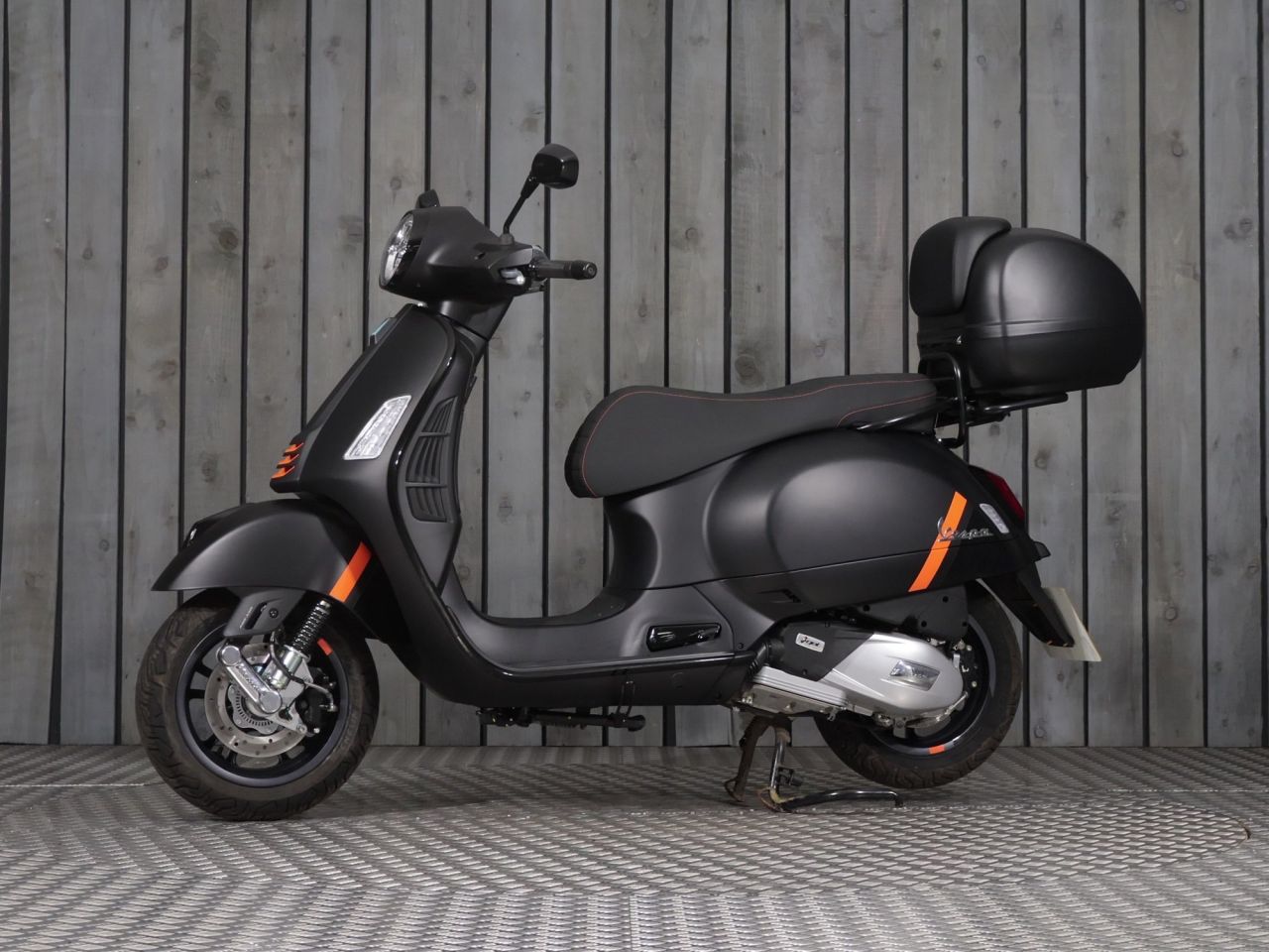 PIAGGIO Vespa GTS 125