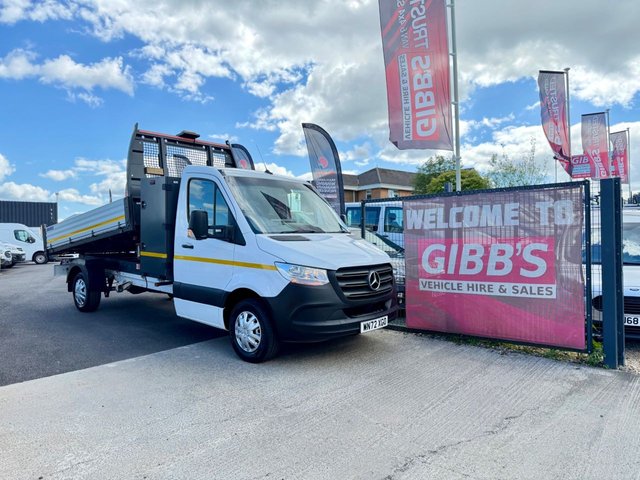 View our MERCEDES-BENZ SPRINTER