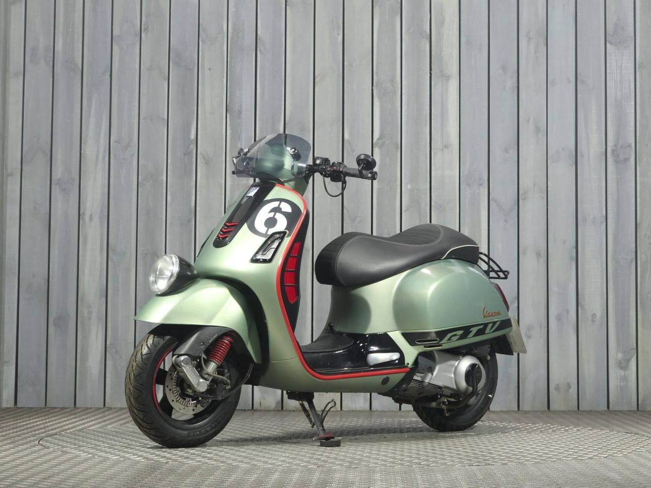 PIAGGIO VESPA SEI GIORNI
