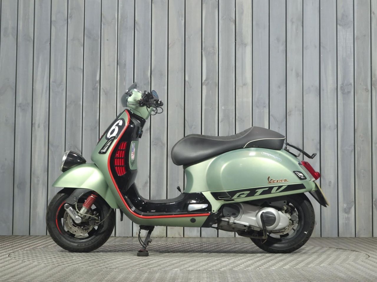 PIAGGIO VESPA SEI GIORNI