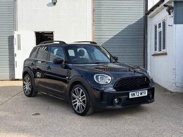 View our MINI COUNTRYMAN