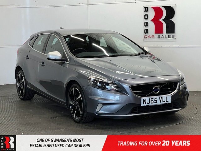2015 VOLVO V40 2.0 D2 R DESIGN LUX HATCHBACK 5DR DIESEL MANUAL EURO 6 S... photo