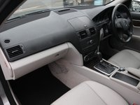 USED 2009 59 MERCEDES-BENZ C-CLASS 2.1 C220 CDI BlueEfficiency Elegance Saloon 4dr Diesel Auto Euro 5 (170 ps) * AUTOMATIC + LOW MILES *