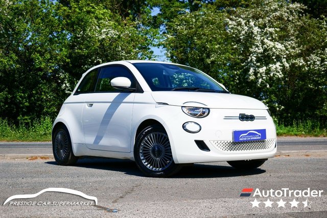 View our Fiat 500e 42kWh Icon Hatchback 3dr Electric Auto (118 ps)