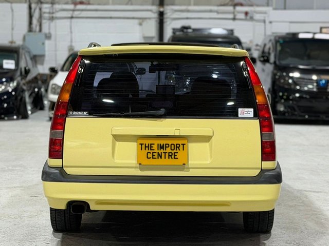 View our VOLVO 850 R ESTATE
