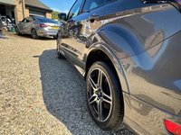 USED 2017 67 FORD KUGA 2.0 TDCi EcoBlue ST-Line SUV 5dr Diesel Manual Euro 6 (s/s) (150 ps) 