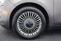 USED 2022 22 FIAT 500E 42kWh Icon Hatchback 3dr (SAT NAV, ALLOYS, CRUISE, BLUETOOTH) 