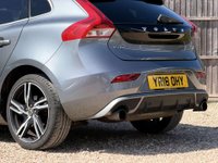 USED 2018 18 VOLVO V40 2.0 V40 R-Design Pro T2 5dr Sat Nav Heated Seats