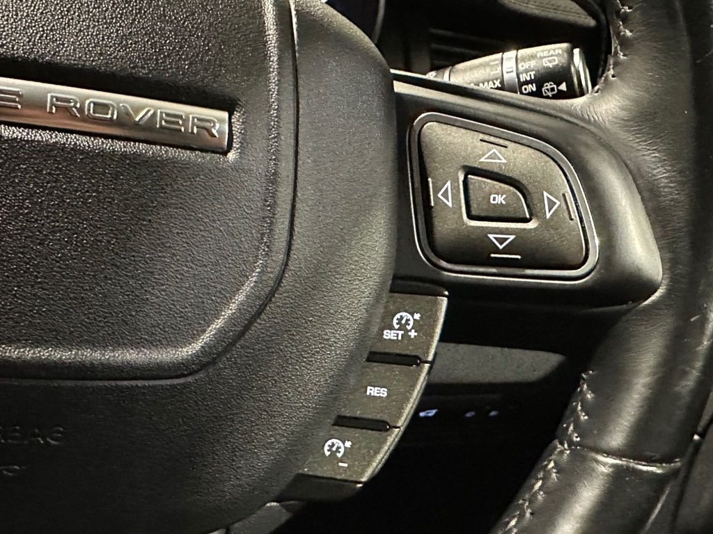 USED 2012 62 LAND ROVER RANGE ROVER EVOQUE 2.2 eD4 Pure SUV 5dr Diesel Manual FWD Euro 5 (s/s) (150 ps) 