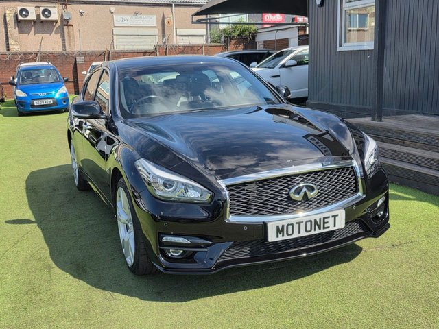 View our INFINITI Q70