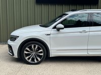 USED 2020 70 VOLKSWAGEN TIGUAN 2.0 TDI R-Line Tech SUV 5dr Diesel DSG Euro 6 (s/s) (150 ps) 