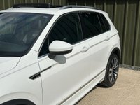 USED 2020 70 VOLKSWAGEN TIGUAN 2.0 TDI R-Line Tech SUV 5dr Diesel DSG Euro 6 (s/s) (150 ps) 