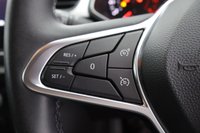 USED 2020 70 RENAULT CAPTUR 1.0 TCe Iconic 5dr (SAT NAV, CRUISE) 