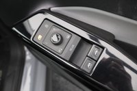 USED 2022 72 VOLKSWAGEN ID.3 Pro Performance 58kWh Family 5dr Auto (PAN ROOF) 