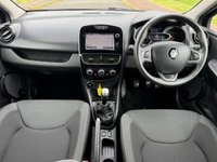 USED 2017 67 RENAULT CLIO 1.5 dCi Dynamique Nav Hatchback 5dr Diesel Manual Euro 6 (s/s) (90 ps) F/S/H - Sat Nav - Bluetooth - LEZ