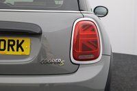 USED 2021 71 MINI Electric Hatch Cooper SE 32.6kWh Level 1 3dr Auto (PRIVACY GLASS) 