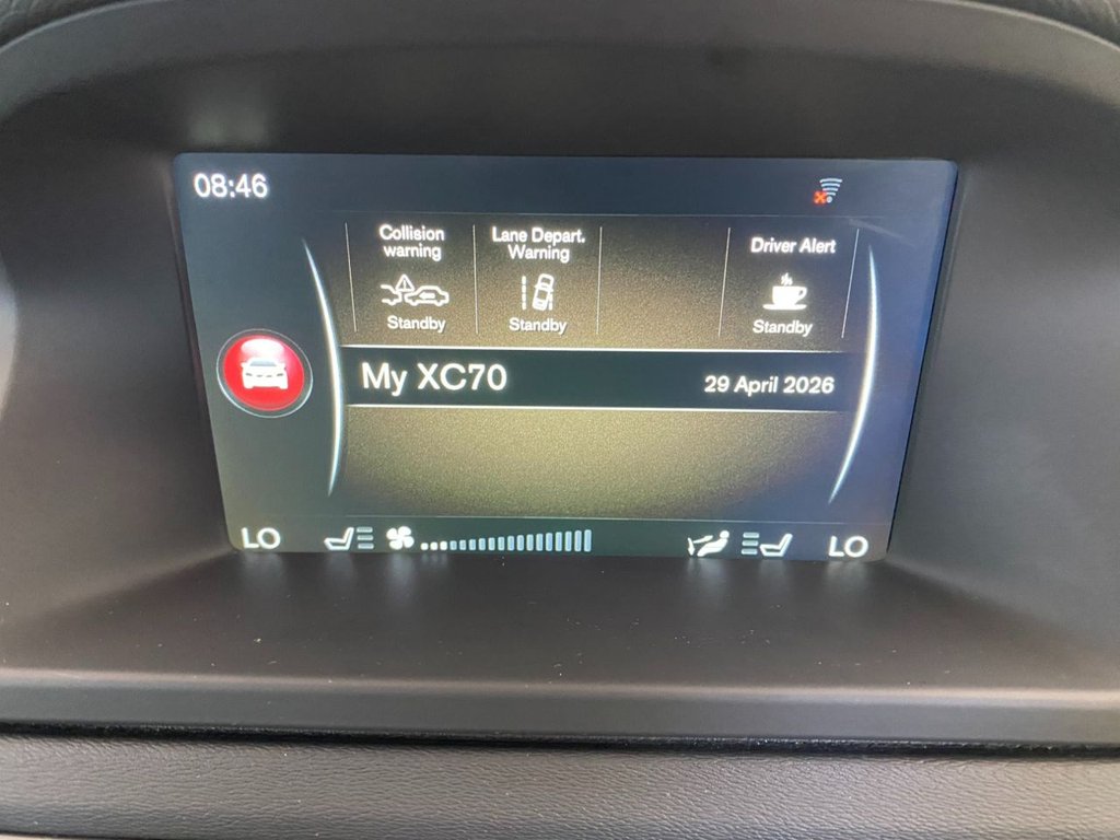 USED 2015 15 VOLVO XC70 2.4 D5 SE Lux Estate 5dr Diesel Geartronic AWD Euro 5 (215 ps) DRIVERS SUPPORT PACK / WINTER PACK