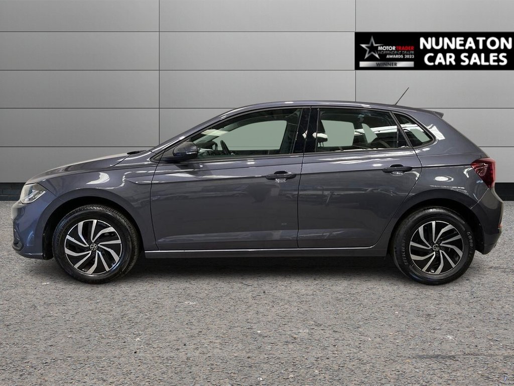 USED 2022 22 VOLKSWAGEN POLO 1.0 TSI Life Hatchback 5dr Petrol DSG Euro 6 (s/s) (95 ps) APPLE CAR PLAY AND ANDROID AUTO