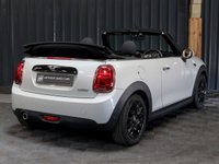 USED 2019 19 MINI CONVERTIBLE 1.5 Cooper Classic Convertible 2dr Petrol Manual Euro 6 (s/s) (136 ps) LOW MILES - 12 MONTHS WARRANTY - KEYLESS ENTRY - HEATED SEATS - LED LIGHTS - PARK SENSORS - DAB AUDIO