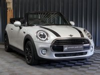USED 2019 19 MINI CONVERTIBLE 1.5 Cooper Classic Convertible 2dr Petrol Manual Euro 6 (s/s) (136 ps) LOW MILES - 12 MONTHS WARRANTY - KEYLESS ENTRY - HEATED SEATS - LED LIGHTS - PARK SENSORS - DAB AUDIO