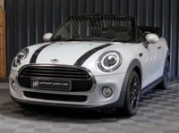 USED 2019 19 MINI CONVERTIBLE 1.5 Cooper Classic Convertible 2dr Petrol Manual Euro 6 (s/s) (136 ps) LOW MILES - 12 MONTHS WARRANTY - KEYLESS ENTRY - HEATED SEATS - LED LIGHTS - PARK SENSORS - DAB AUDIO