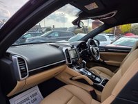 USED 2016 16 PORSCHE CAYENNE 3.0 TD V6 SUV 5dr Diesel TiptronicS 4WD Euro 6 (s/s) (262 ps) +++ FREE 12 MONTHS WARRANTY+++