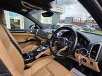 USED 2016 16 PORSCHE CAYENNE 3.0 TD V6 SUV 5dr Diesel TiptronicS 4WD Euro 6 (s/s) (262 ps) +++ FREE 12 MONTHS WARRANTY+++