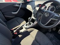USED 2013 13 VAUXHALL ASTRA 1.7 CDTi ecoFLEX Exclusiv Hatchback 5dr Diesel Manual Euro 5 (s/s) (110 ps) SERVICE HISTORY - 11 STAMPS, BLUETOOTH, AUX, AIR CON