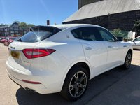 USED 2017 66 MASERATI LEVANTE 3.0D V6 ZF 4WD Euro 6 (s/s) 5dr PAN ROOF TAN LEATHER R CAM ETC