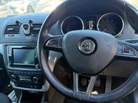 USED 2015 15 SKODA YETI 1.6 TDI GreenLine II SE SUV 5dr Diesel Manual Euro 5 (s/s) (105 ps) SERVICE HISTORY - 8 STAMPS, REAR SENSORS, &pound;35 ROAD TAX