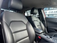 USED 2019 MERCEDES-BENZ 180 1.6 GLA200 SE (Executive) SUV 5dr Petrol 7G-DCT Euro 6 (s/s) (156 ps) LEATHER INTERIOR, HEATED SEATS, REVERSING CAMERA