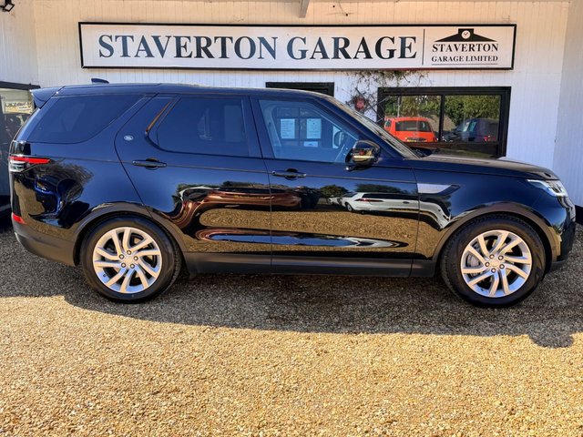 View our LAND ROVER DISCOVERY