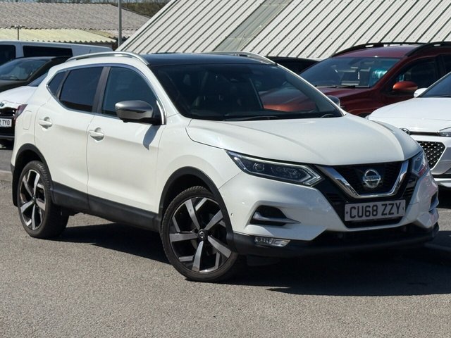 View our NISSAN QASHQAI
