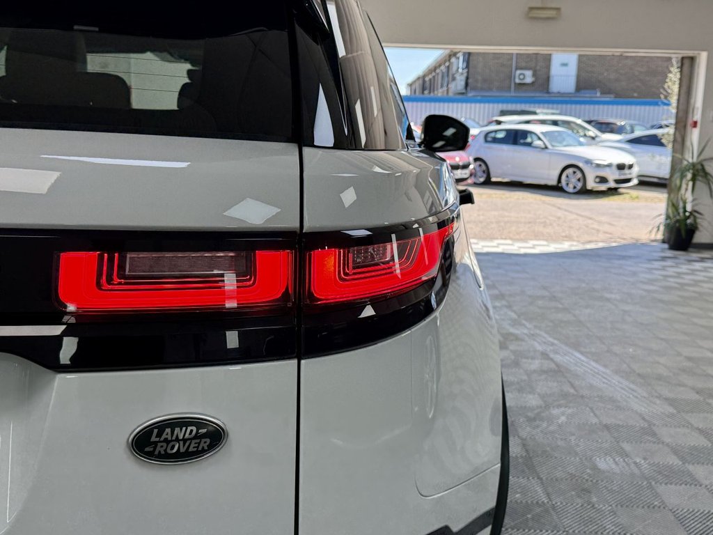 USED 2019 19 LAND ROVER RANGE ROVER VELAR 2.0 D180 R-Dynamic SUV 5dr Diesel Auto 4WD Euro 6 (s/s) (180 ps) 