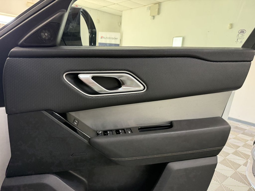 USED 2019 19 LAND ROVER RANGE ROVER VELAR 2.0 D180 R-Dynamic SUV 5dr Diesel Auto 4WD Euro 6 (s/s) (180 ps) 