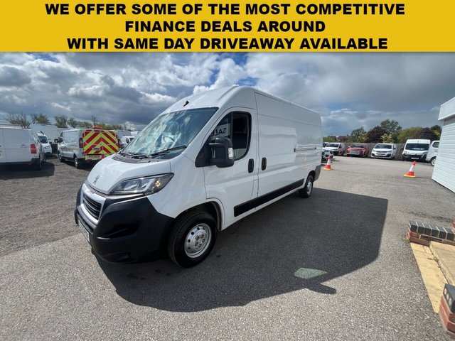 View our PEUGEOT BOXER