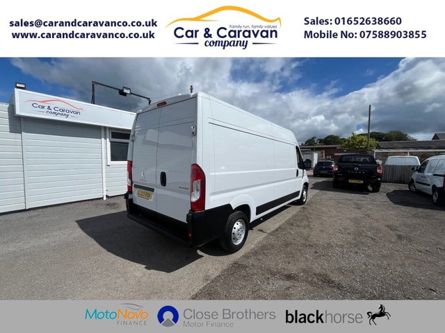 View our PEUGEOT BOXER