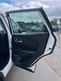 USED 2019 19 RENAULT KADJAR 1.3 TCe S Edition SUV 5dr Petrol Manual Euro 6 (s/s) (140 ps) 