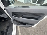 USED 2021 21 CITROEN DISPATCH 1.5 BlueHDi 1000 Enterprise M Panel Van 6dr Diesel Manual FWD 2 Euro 6 (s/s) (100 ps) This 2021 Citroen Dispatch presents an exceptional ownership proposition, having been meticulously maintained by a single owner from new. This 1.5 BlueHDi 1000 Enterprise M FWD 2 Euro 6 (s/s) 6dr panel van boasts a clear vehicle history check and has covered a modest 48,345 miles, making it a low mileage example for its age.  The Enterprise M trim level ensures a practical and functional interior, powered by an efficient 1.5 litre diesel engine that meets Euro 6 emissions standards.
