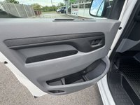 USED 2021 21 CITROEN DISPATCH 1.5 BlueHDi 1000 Enterprise M Panel Van 6dr Diesel Manual FWD 2 Euro 6 (s/s) (100 ps) This 2021 Citroen Dispatch presents an exceptional ownership proposition, having been meticulously maintained by a single owner from new. This 1.5 BlueHDi 1000 Enterprise M FWD 2 Euro 6 (s/s) 6dr panel van boasts a clear vehicle history check and has covered a modest 48,345 miles, making it a low mileage example for its age.  The Enterprise M trim level ensures a practical and functional interior, powered by an efficient 1.5 litre diesel engine that meets Euro 6 emissions standards.
