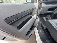 USED 2021 21 CITROEN DISPATCH 1.5 BlueHDi 1000 Enterprise M Panel Van 6dr Diesel Manual FWD 2 Euro 6 (s/s) (100 ps) This 2021 Citroen Dispatch van has had only one owner from new, offering excellent provenance.  It features a 1.5 litre BlueHDi diesel engine, meeting Euro 6 emissions standards, and boasts a clear vehicle history check.  The Enterprise M trim level provides a practical and well equipped cabin for your daily needs. With an impressive fuel economy of 44 miles per gallon, this Dispatch van is designed to be economical to run. Its low CO2 emissions also indicate a more environmentally.